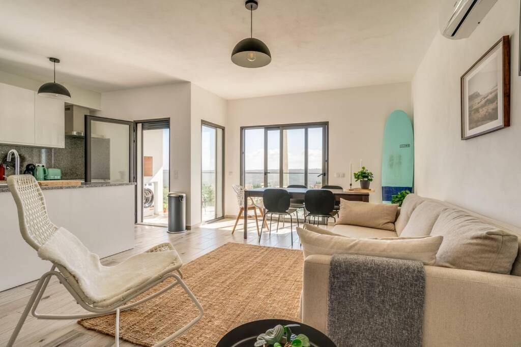 Happiness Apartment - 2Bedroom Apt In อัลเจซูร์ ภายนอก รูปภาพ