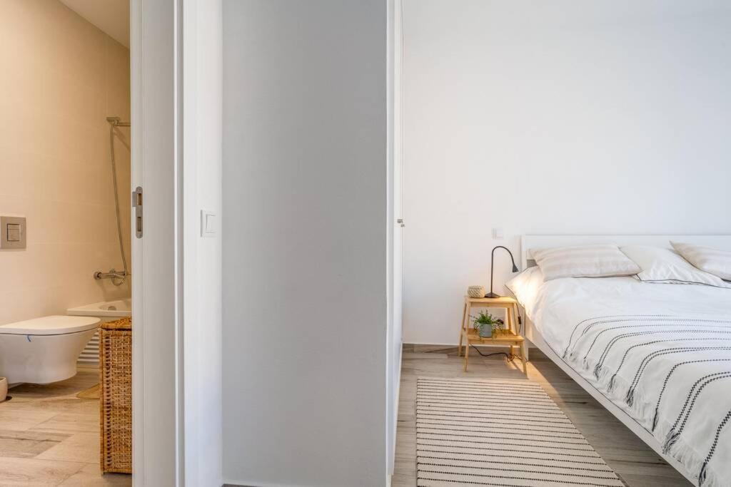 Happiness Apartment - 2Bedroom Apt In อัลเจซูร์ ภายนอก รูปภาพ