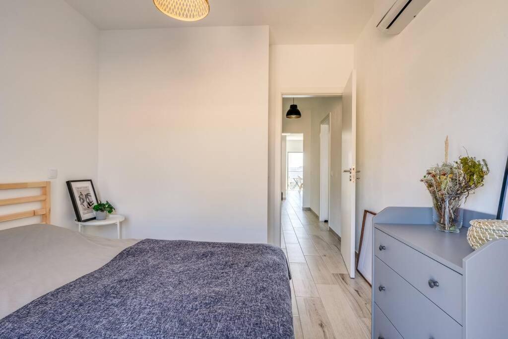 Happiness Apartment - 2Bedroom Apt In อัลเจซูร์ ภายนอก รูปภาพ